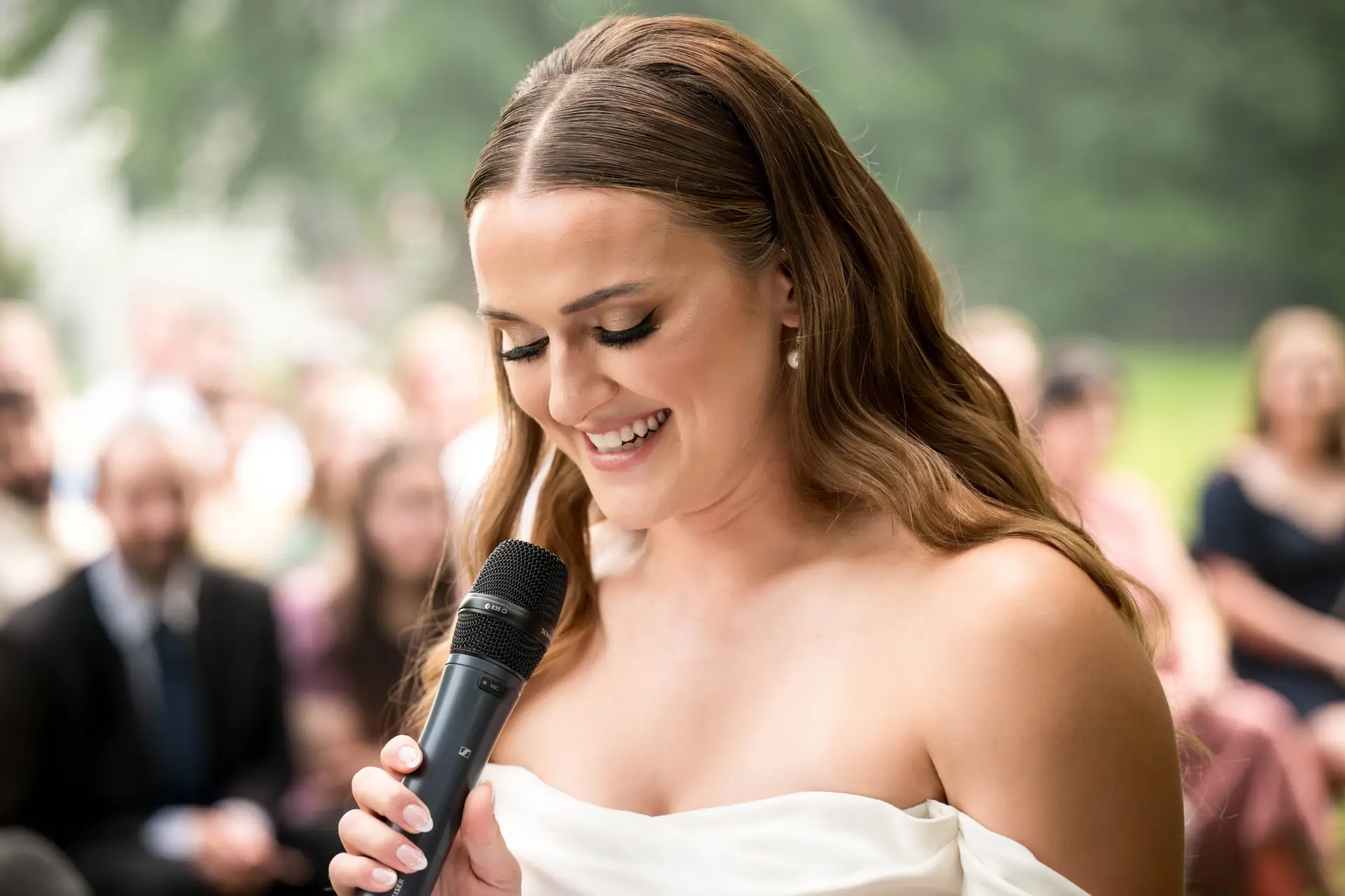 candid wedding photos