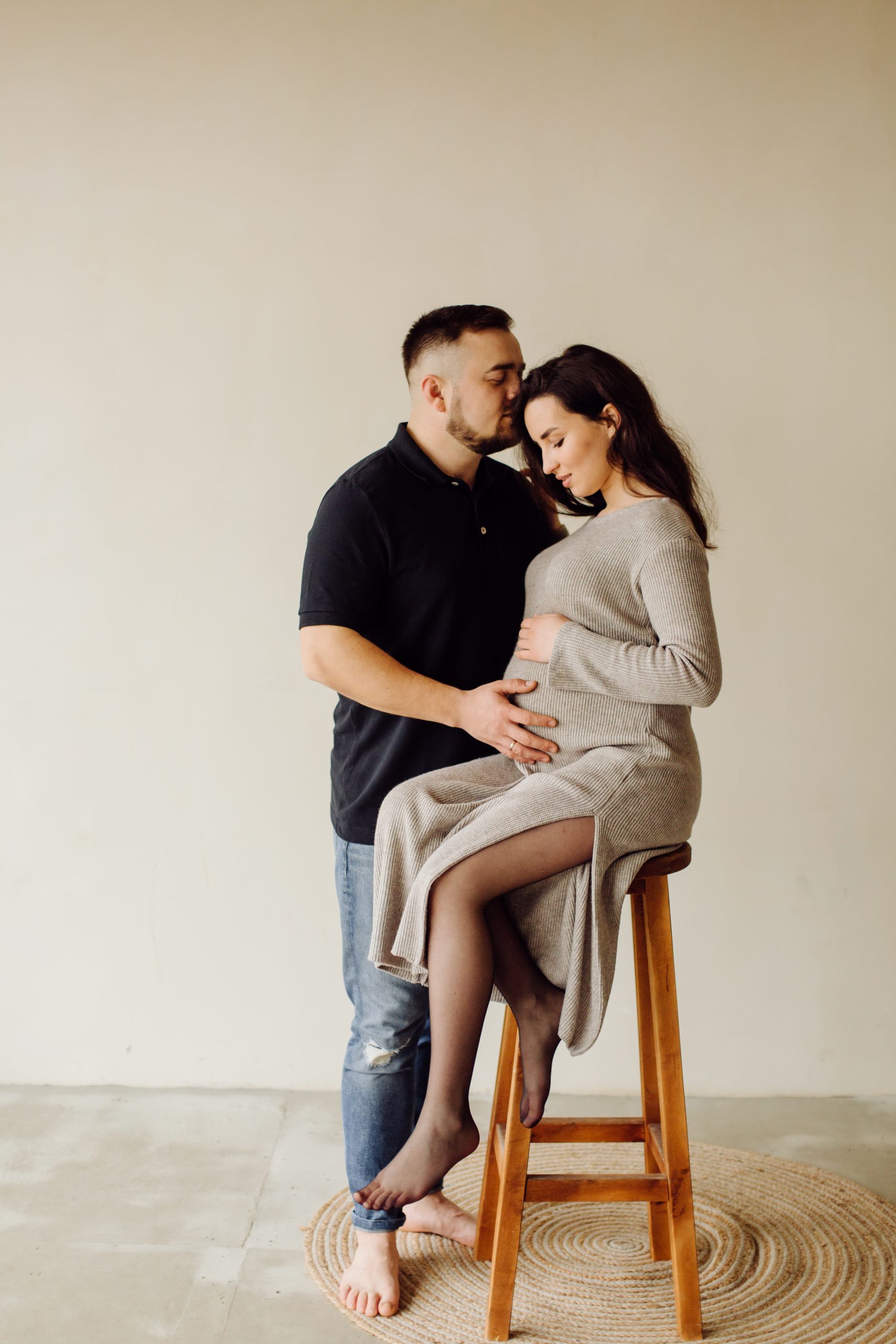 happy and attractive pregnant woman and her husban 2024 10 18 01 03 05 utc scaled