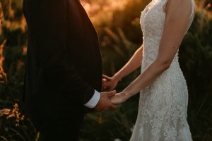 Planning Sunset Wedding Photos in Edmonton’s Long Summer Evenings